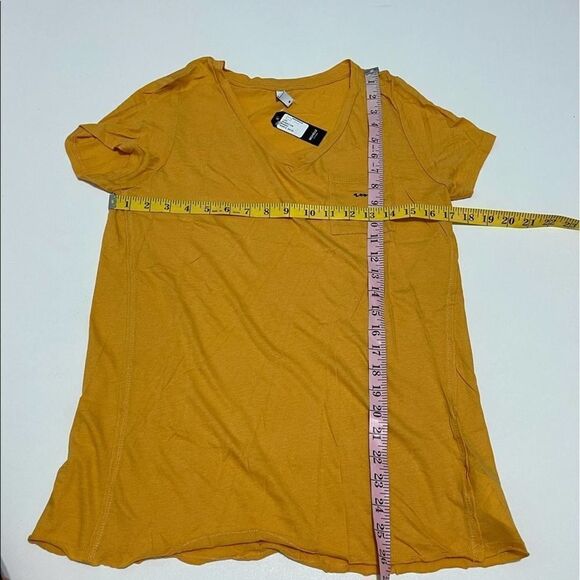 Michelle By Comune Leo Astrology Sign Stars Horoscope‎ Tee T-Shirt Yellow Medium - Picture 4 of 10